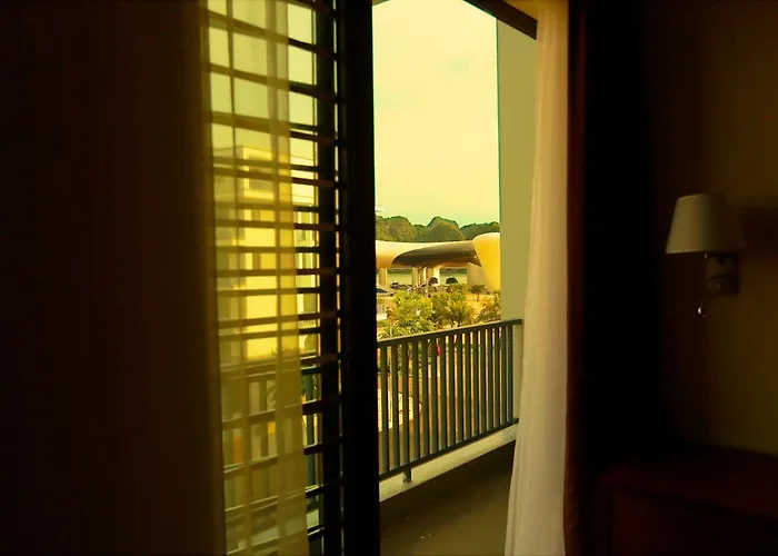 Cosy 3* Ha Long